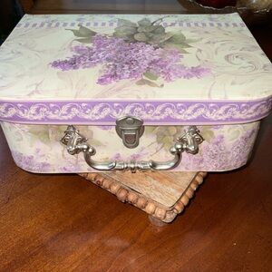 Vintage Floral Lilac Decorative Paper Mache Trinket Box Tina Higgins 2005